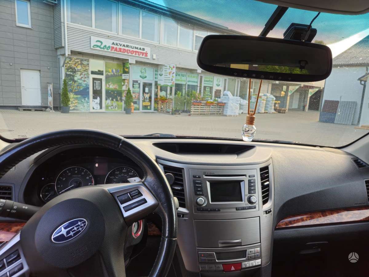 Subaru Outback 2012 — photo 9