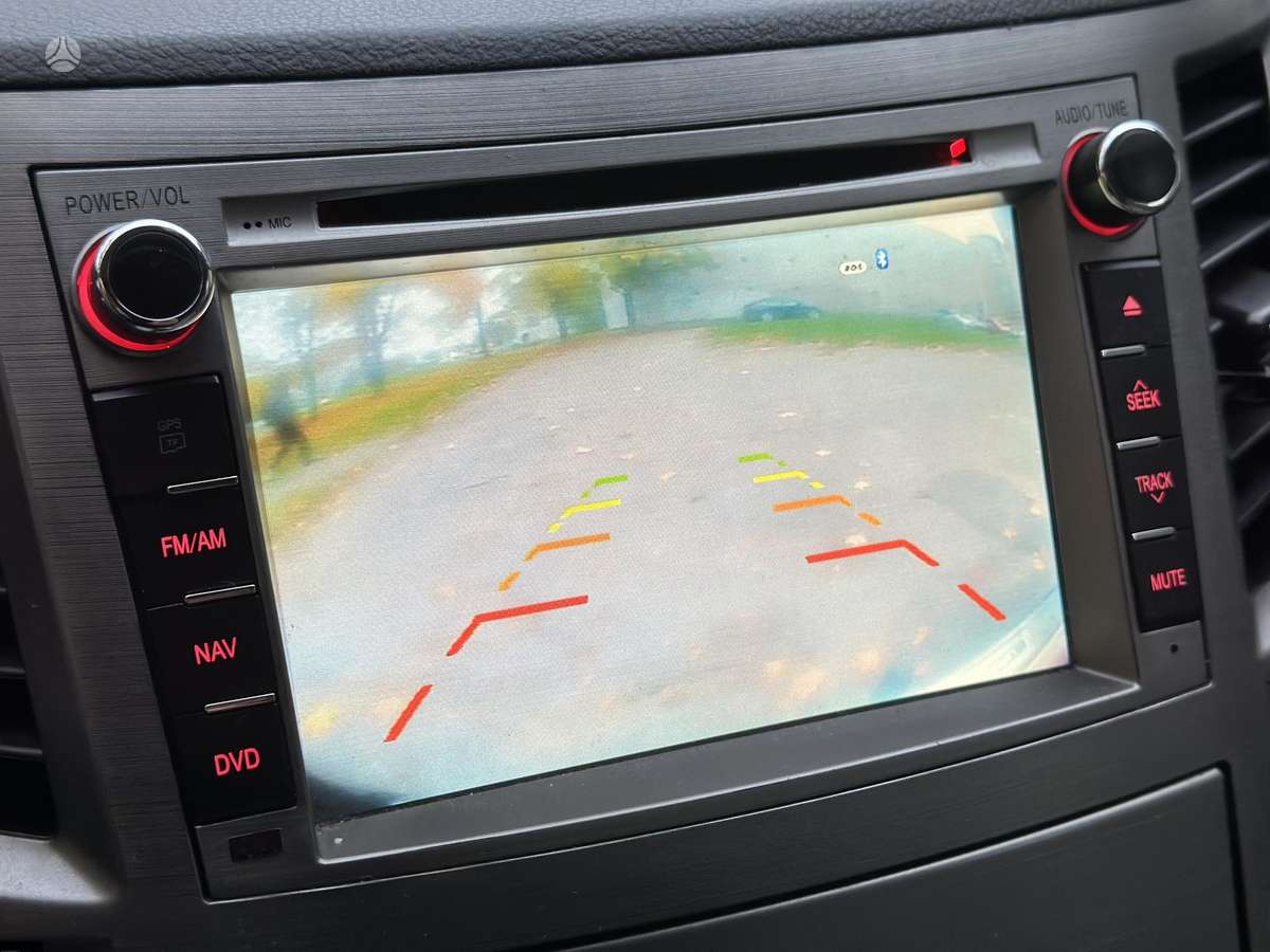 Subaru Outback 2012 — photo 17