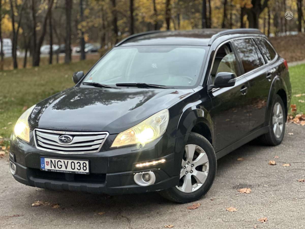 Subaru Outback 2012 — photo 7