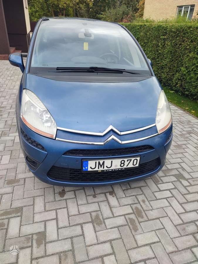 Citroen C4 2010 — двигун 1560 cm³, 109 HP (80kW)