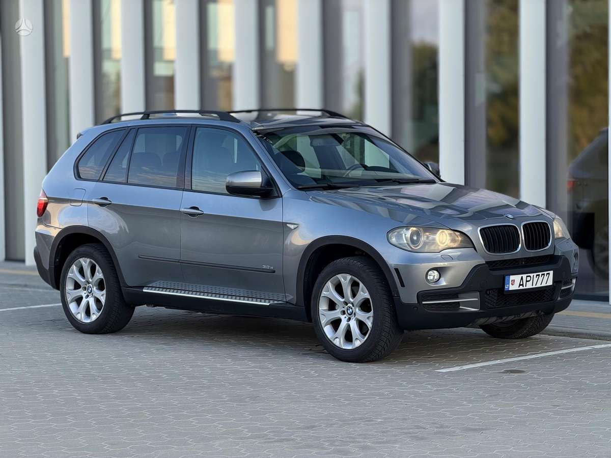BMW X5 2007 — салон