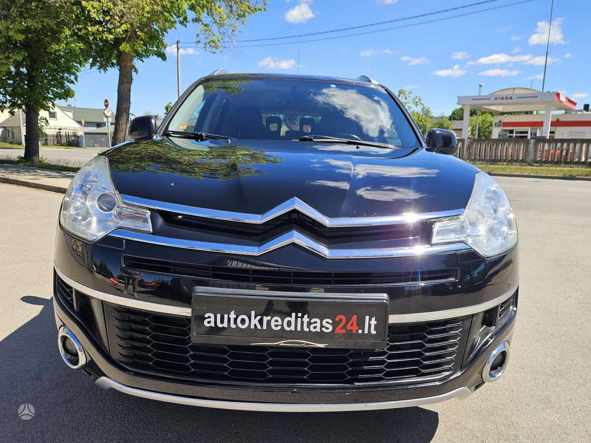 Citroen C-Crosser 2010 — вигляд ззаду