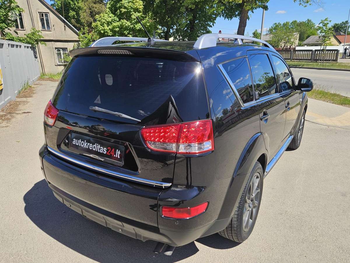 Citroen C-Crosser 2010 — двигун 2200 cm³, 156 HP (115kW)