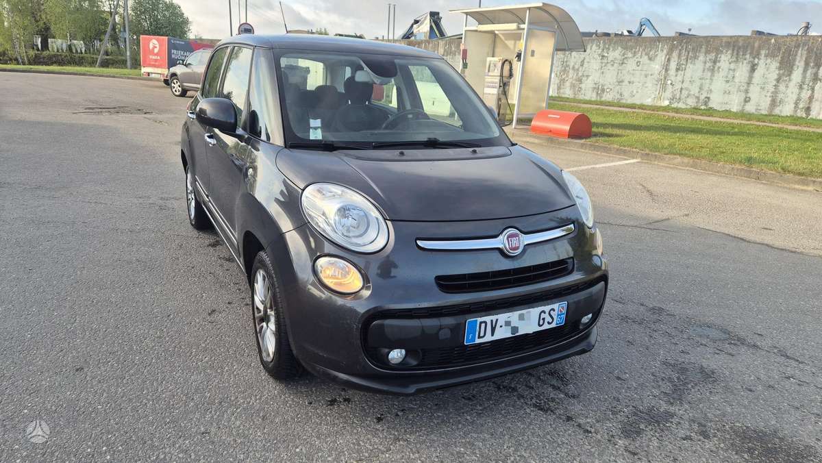 Fiat 500L 2015 — photo 12