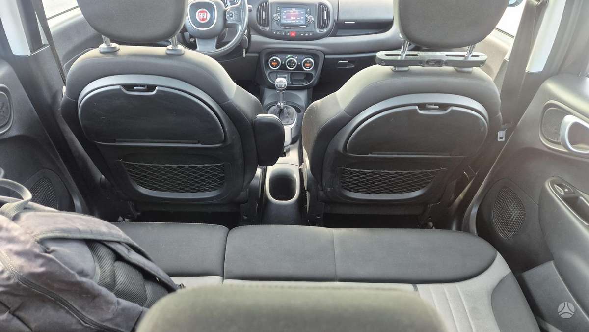 Fiat 500L 2015 — photo 17