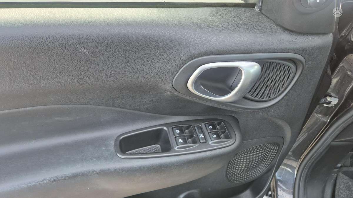 Fiat 500L 2015 — photo 20