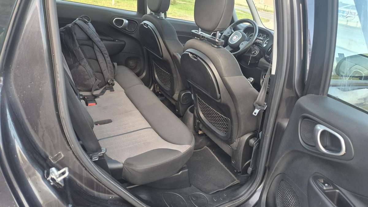 Fiat 500L 2015 — photo 25