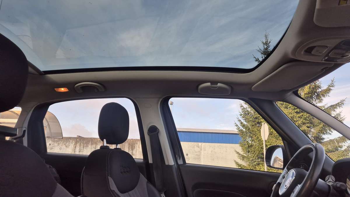 Fiat 500L 2015 — photo 26