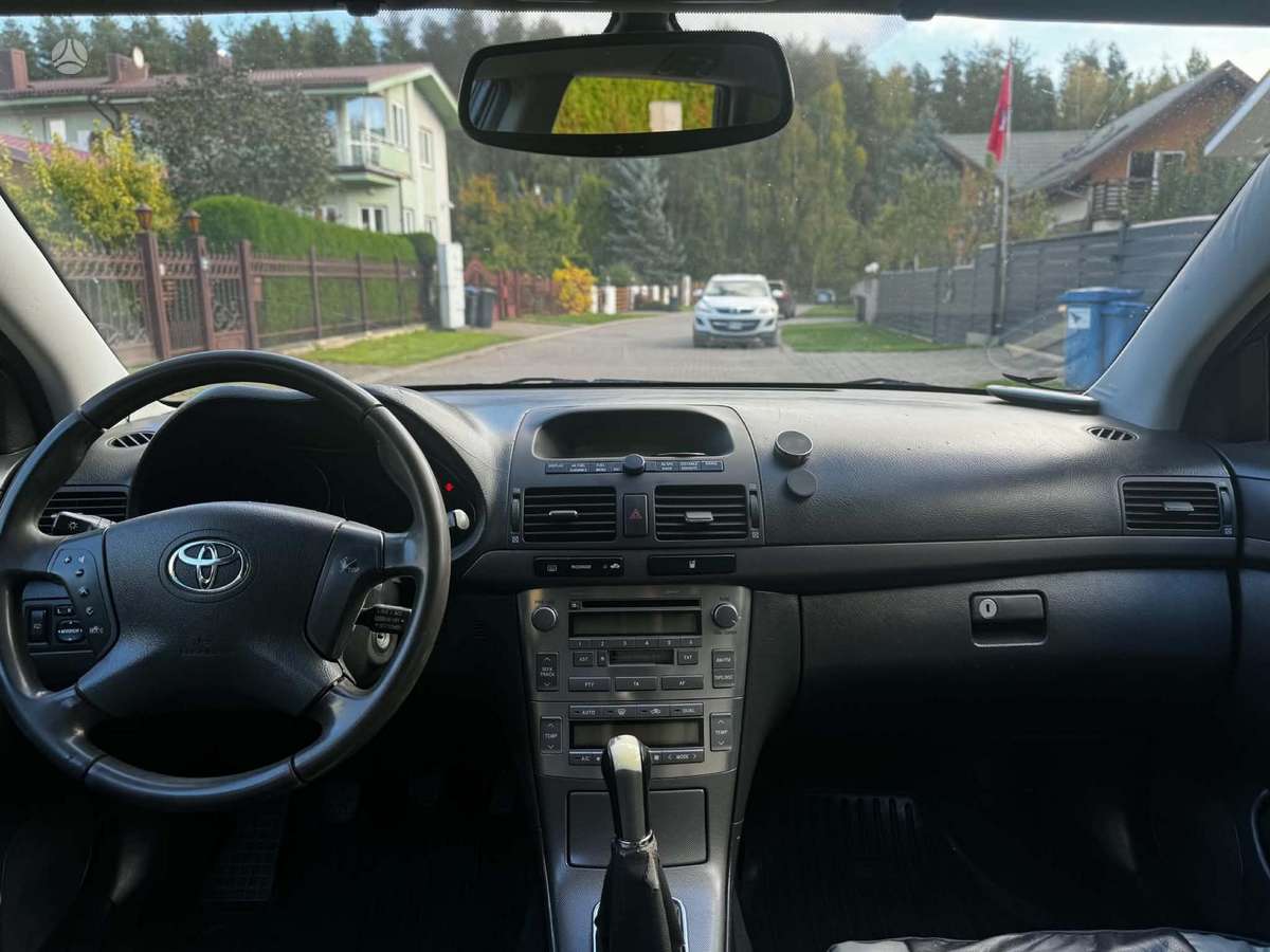Toyota Avensis 2005 — photo 7