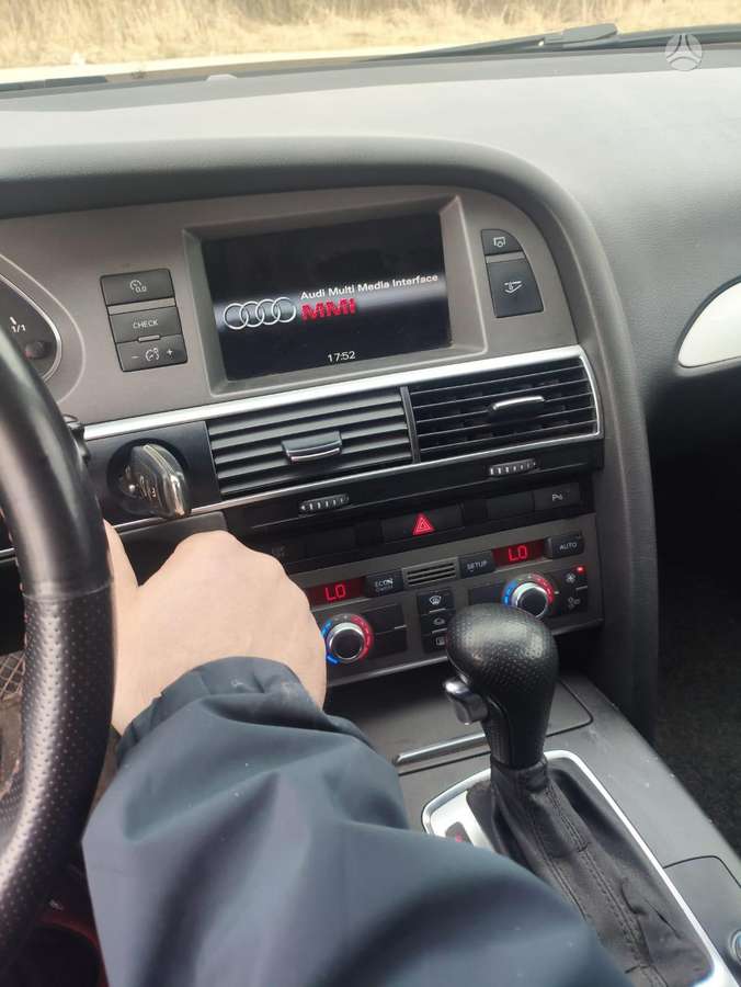 Audi A6 2006 — engine 3000 cm³, 224 HP (165kW)