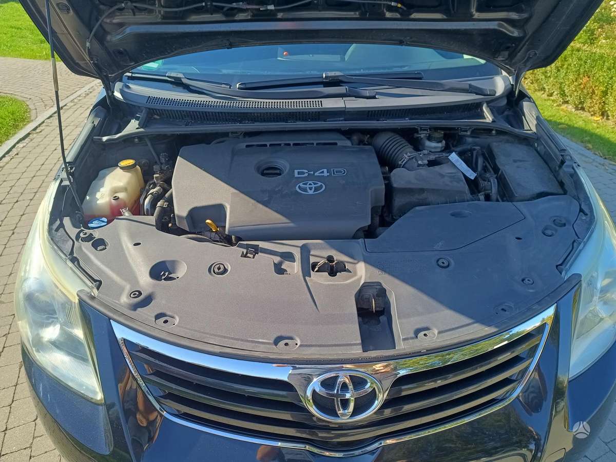 Toyota Avensis 2009 — engine 1995 cm³, 126 HP (93kW)