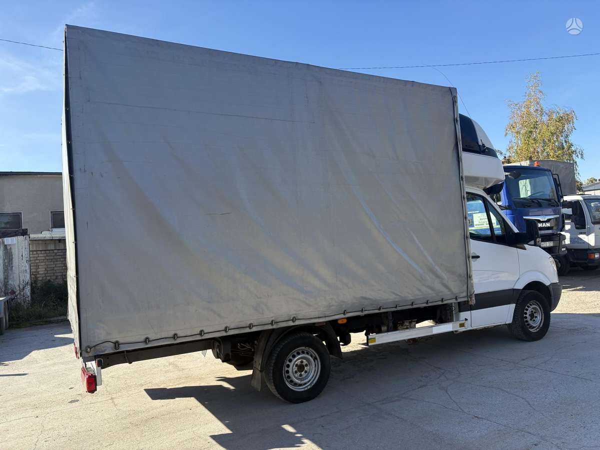 Mercedes-Benz Sprinter 2006 — engine 2700 cm³