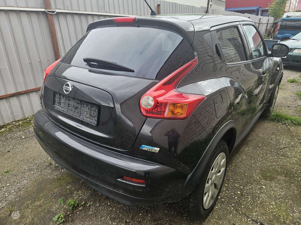 Nissan Juke 2011 — photo 14
