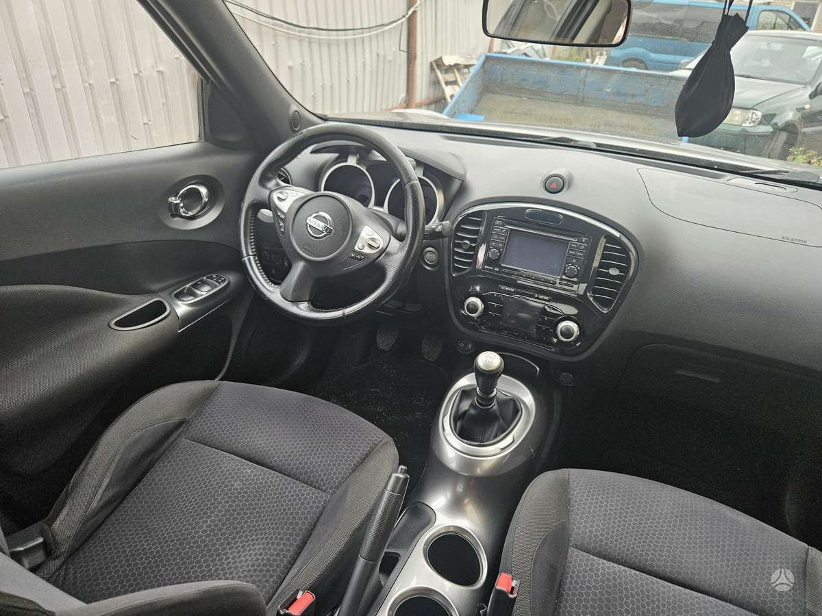 Nissan Juke 2011 — photo 5