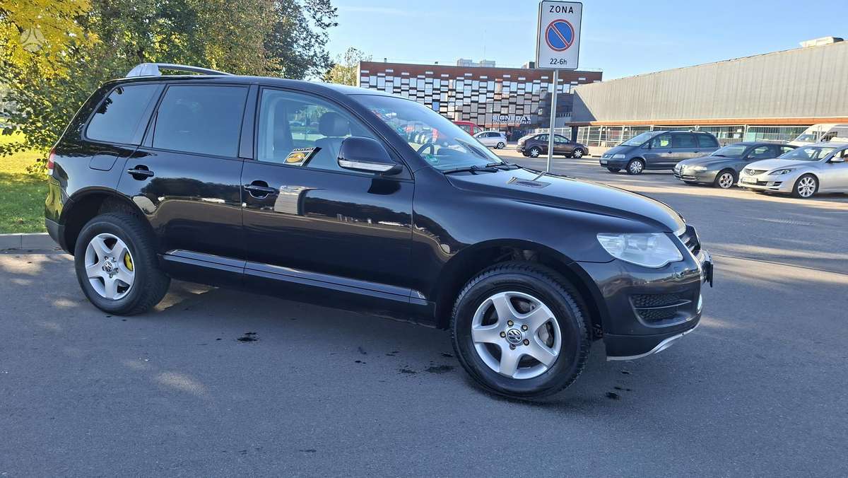 Volkswagen Touareg 2009 — photo 6