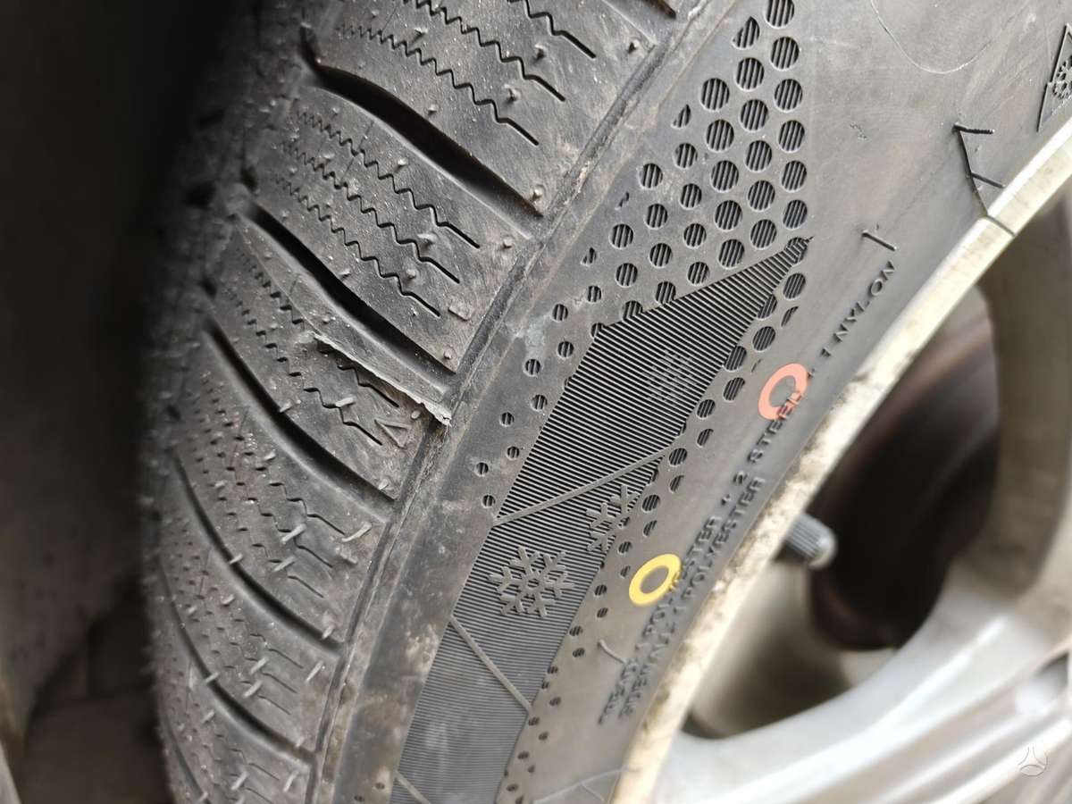Volvo V50 2007 — photo 18