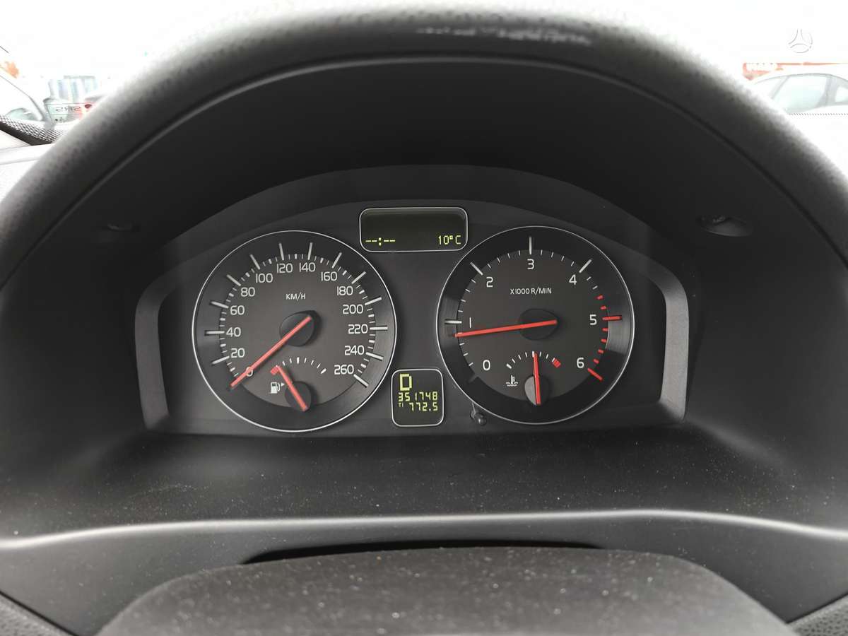 Volvo V50 2007 — photo 19