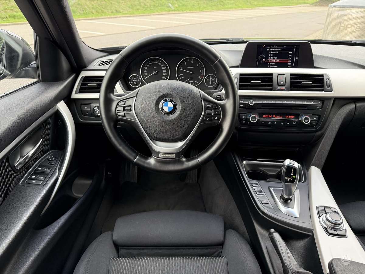 BMW 320 2014 — фото 18