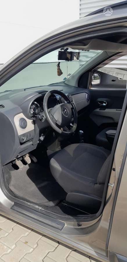 Dacia Lodgy 2012 — photo 6
