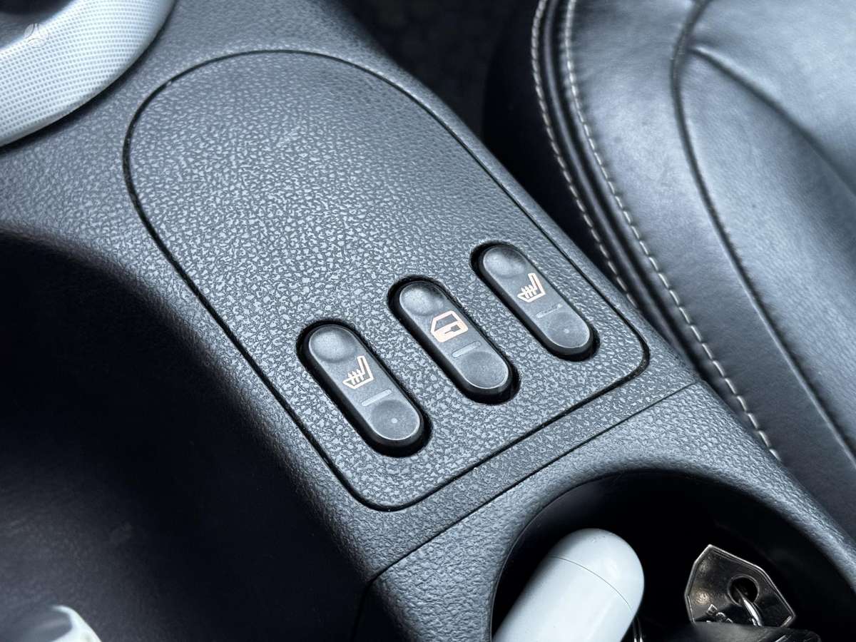 Nissan Qashqai 2008 — photo 17