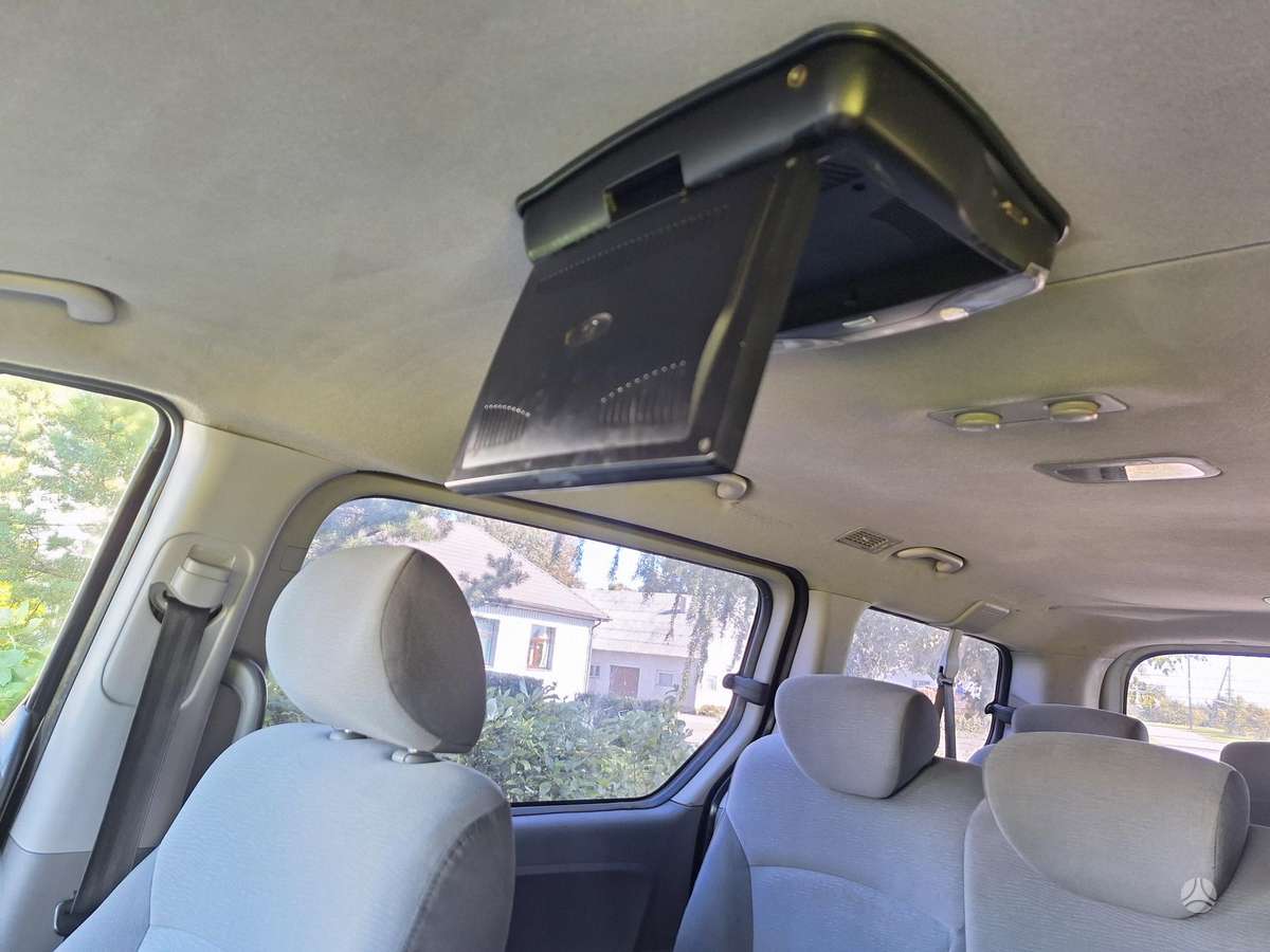 Hyundai H1 2009 — photo 11