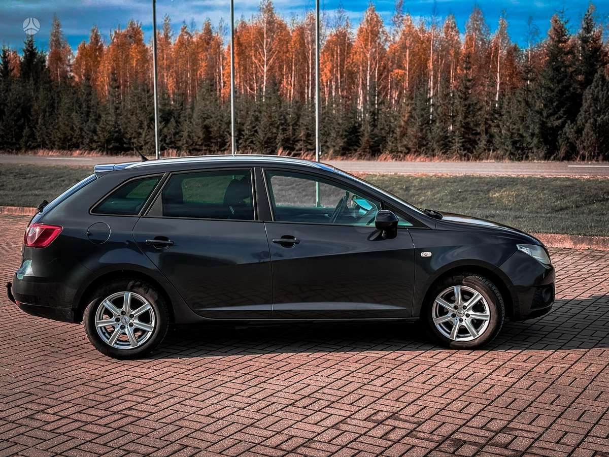 Seat Ibiza 2011 — photo 6