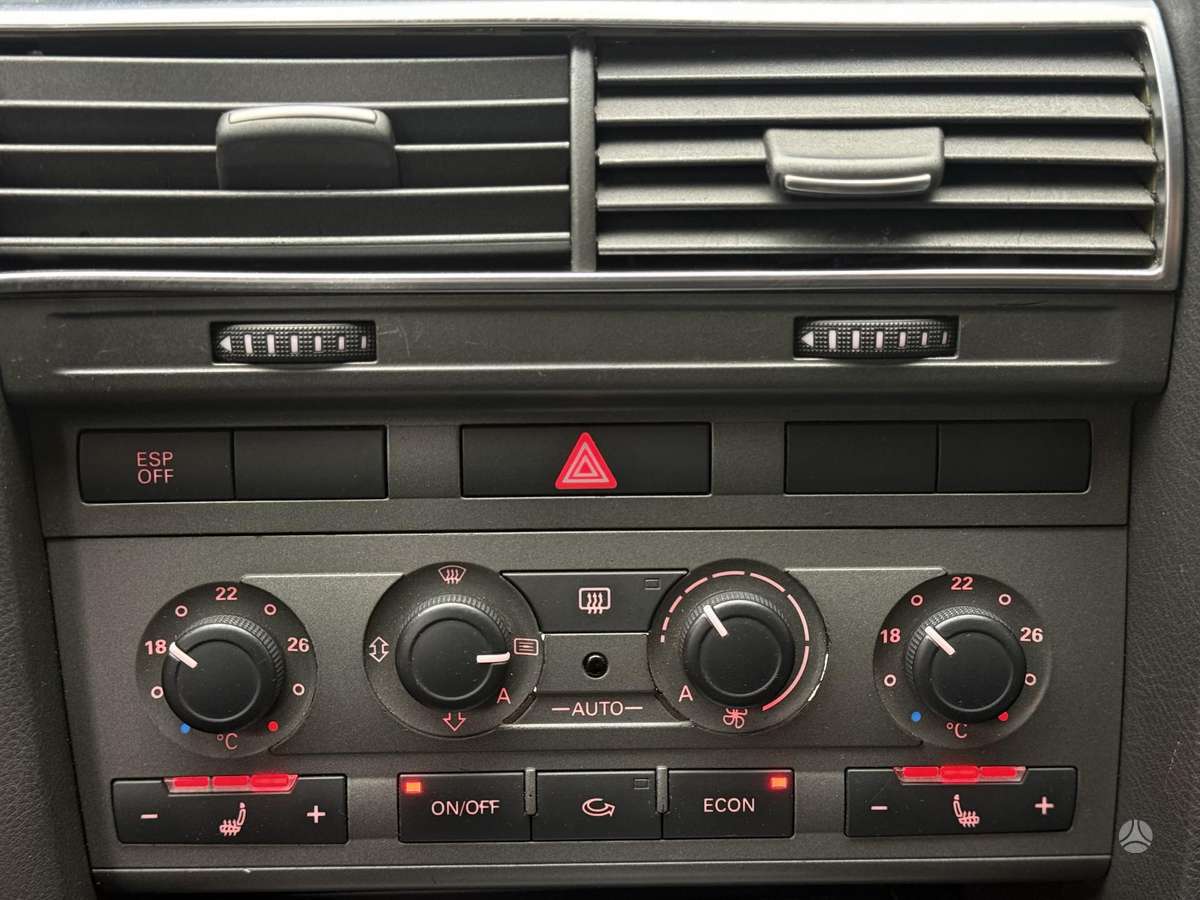 Audi A6 2005 — фото 23