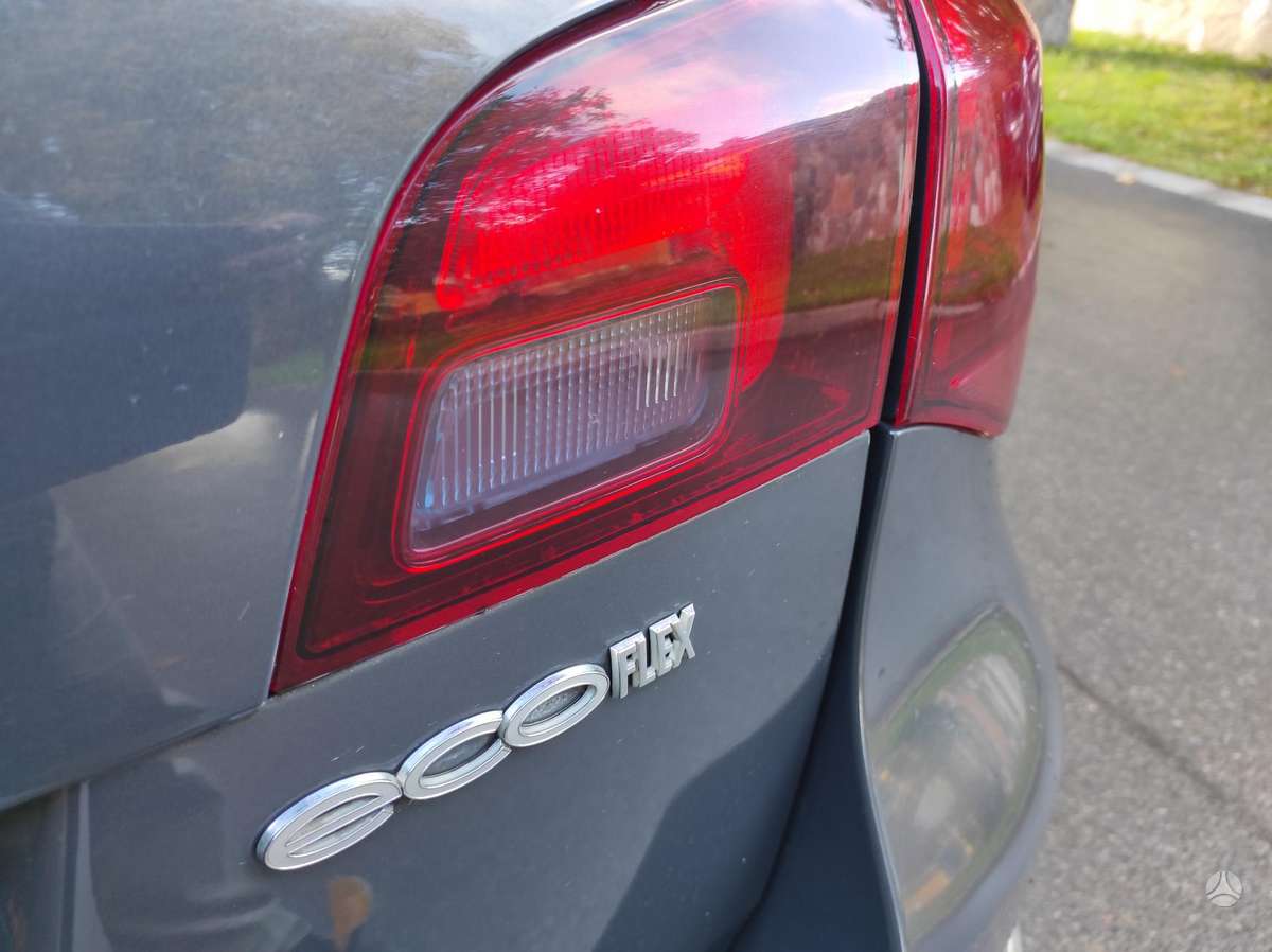 Opel Astra 2013 — photo 6