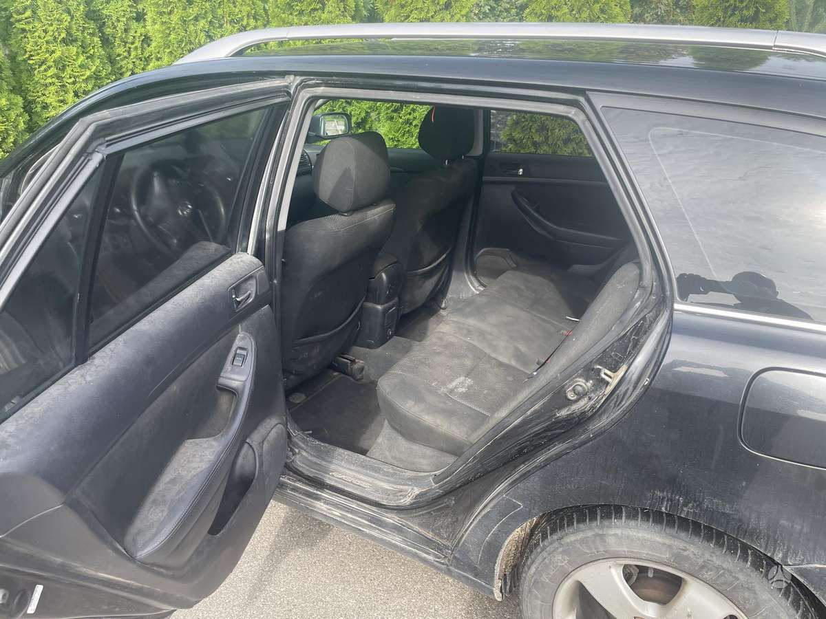 Toyota Avensis 2005 — двигун 1995 cm³, 116 HP (85kW)
