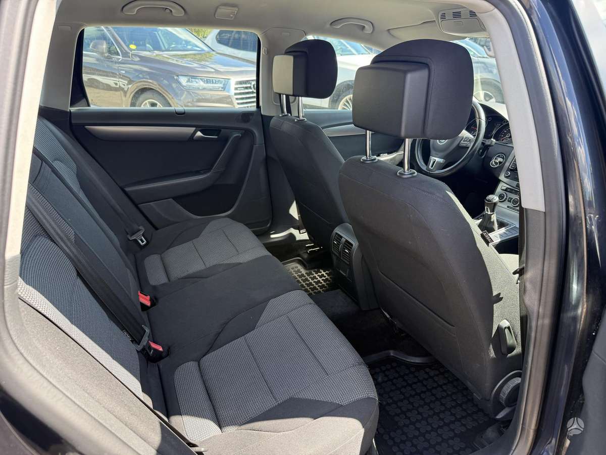 Volkswagen Passat 2014 — photo 11