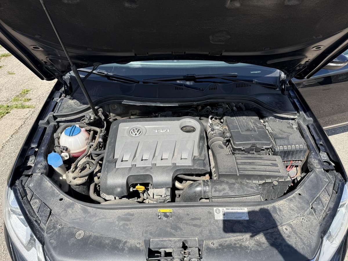 Volkswagen Passat 2014 — photo 24