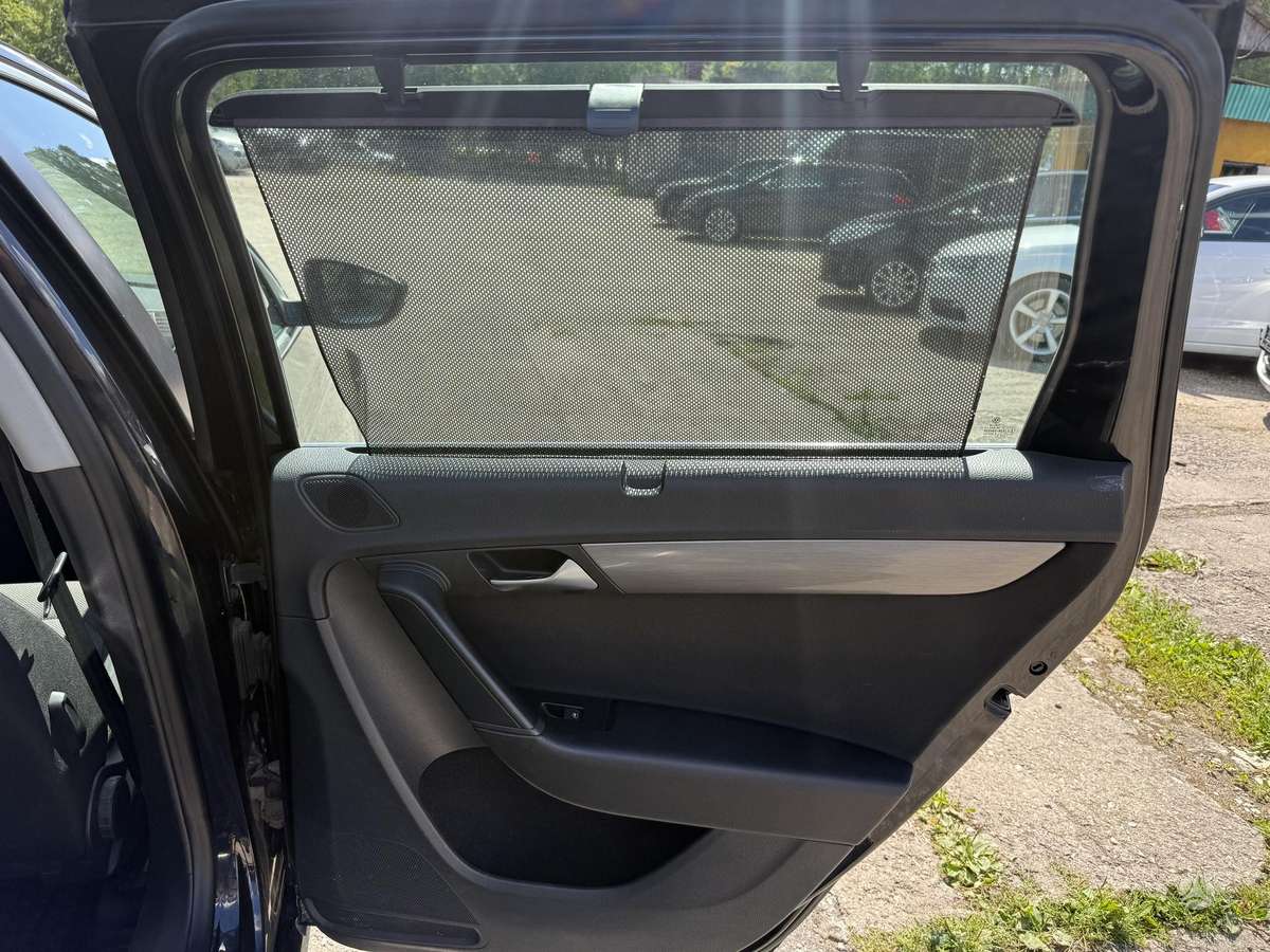 Volkswagen Passat 2014 — photo 9