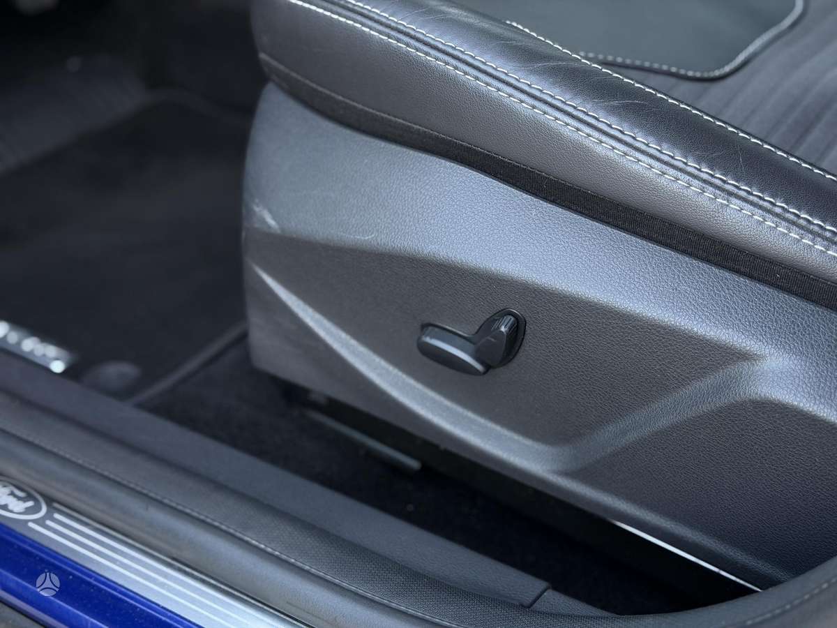 Ford Focus 2015 — фото 12