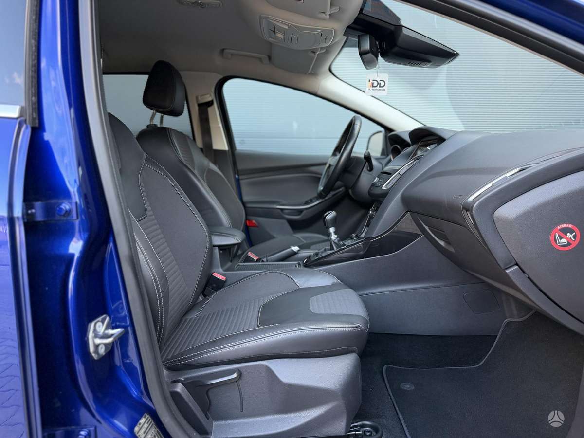 Ford Focus 2015 — фото 17