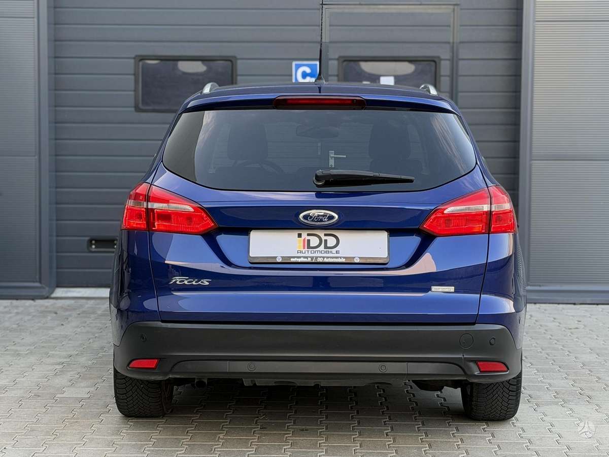Ford Focus 2015 — фото 9
