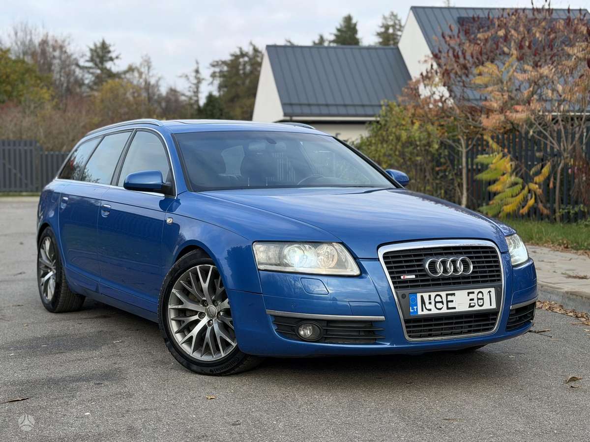 Audi A6 2005 — салон