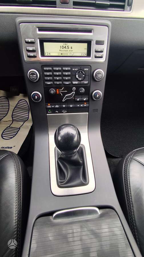 Volvo XC70 2008 — photo 14