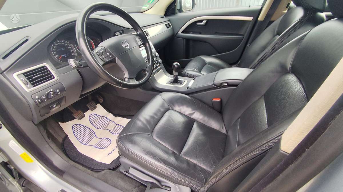 Volvo XC70 2008 — photo 15
