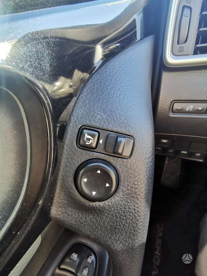 Nissan Qashqai 2015 — photo 11