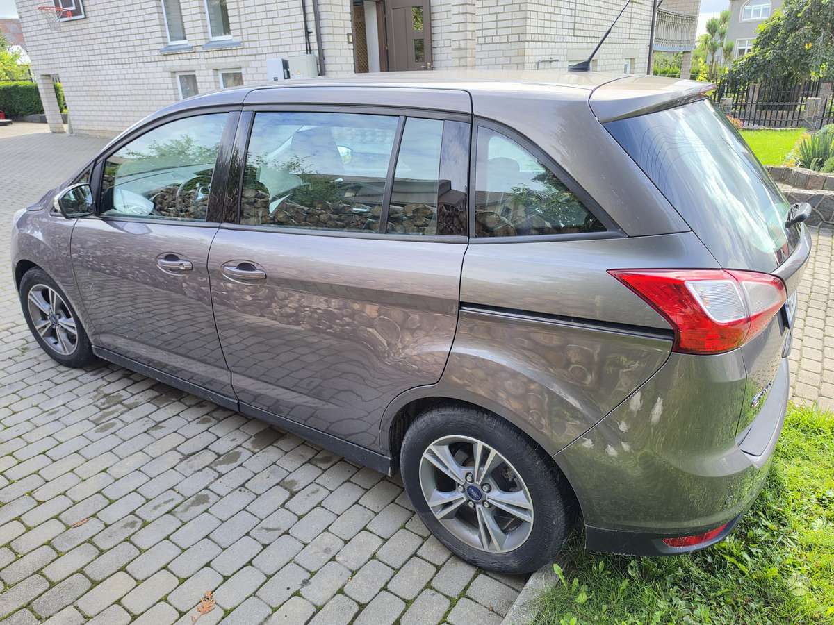 Ford C-MAX 2014 — interior