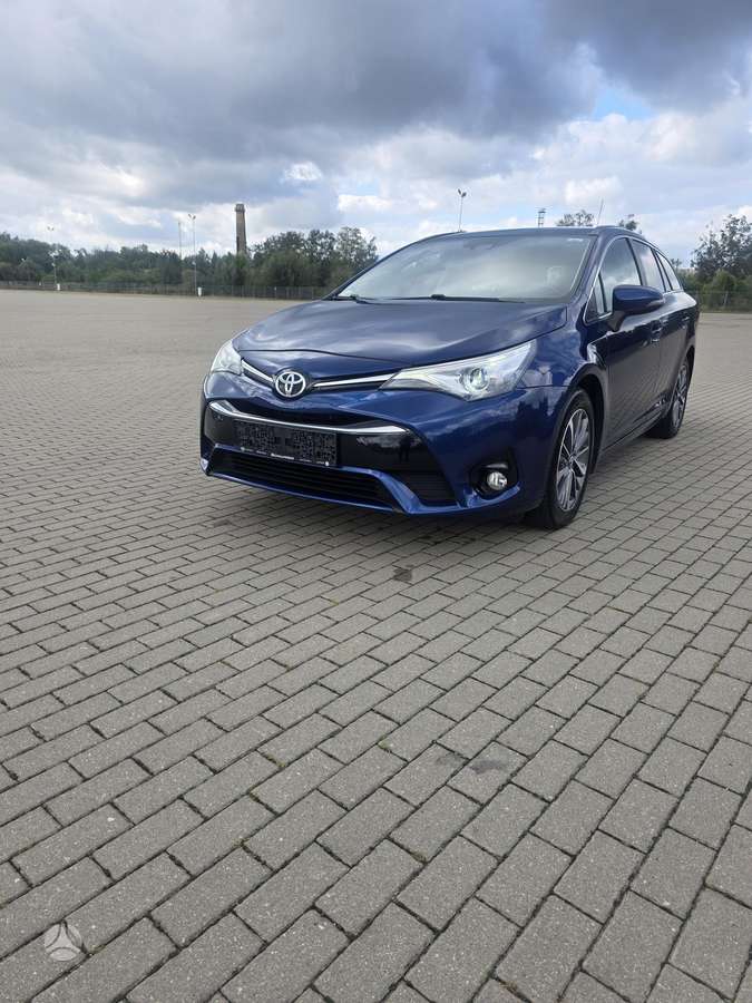 Toyota Avensis, 2015