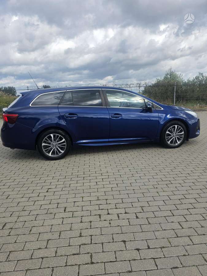 Toyota Avensis 2015 — photo 5