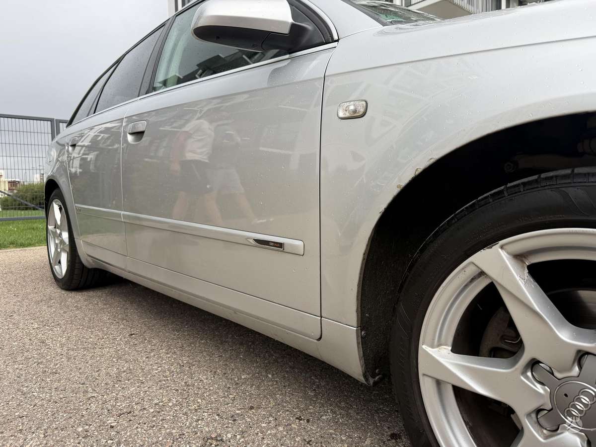 Audi A4 2007 — photo 12