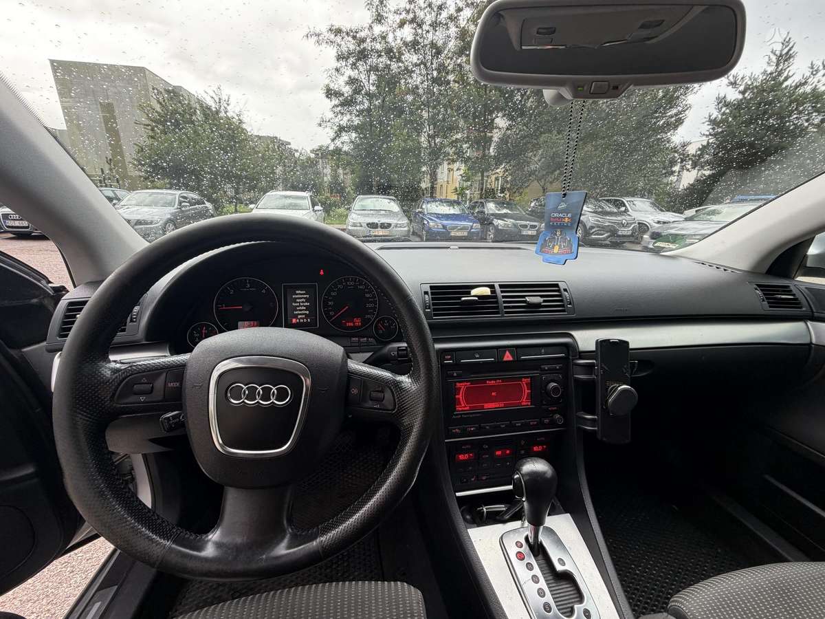 Audi A4 2007 — photo 14
