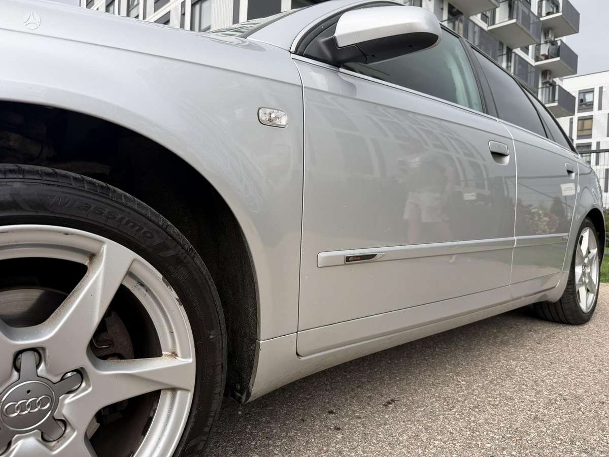 Audi A4 2007 — photo 9