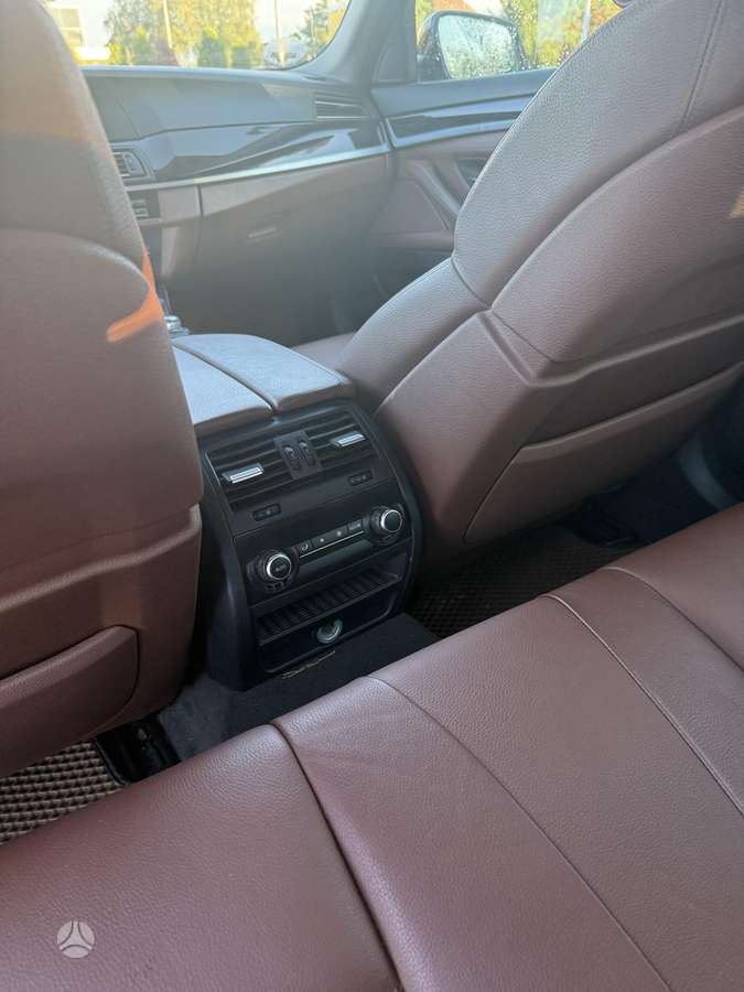 BMW 525 2011 — photo 17