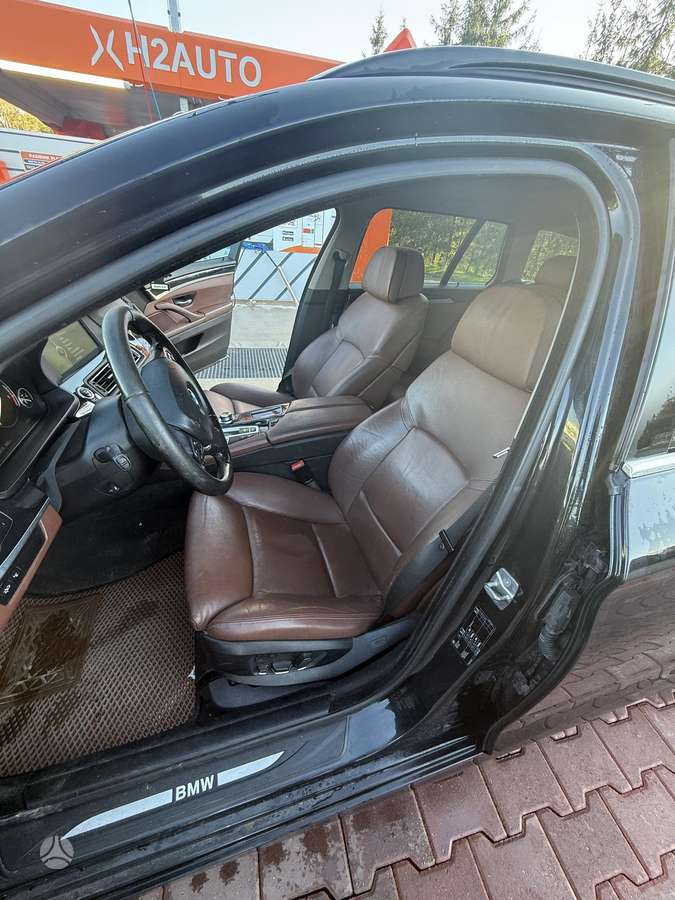 BMW 525 2011 — photo 19