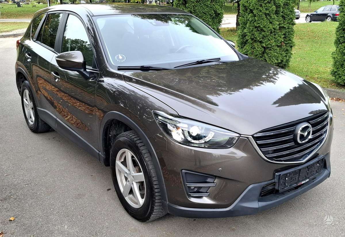 Mazda CX-5 2015 — rear view