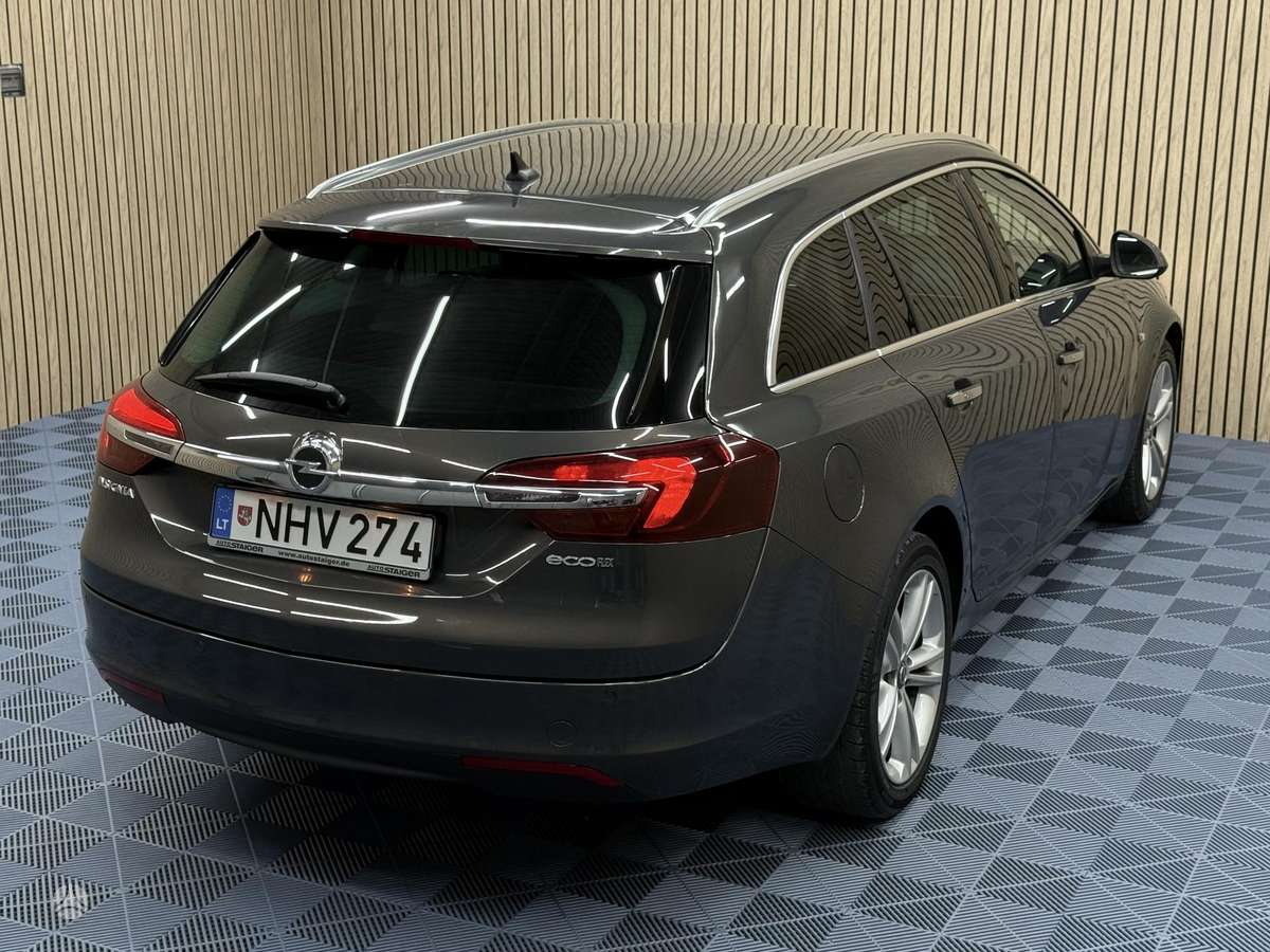 Opel Insignia 2015 — photo 11