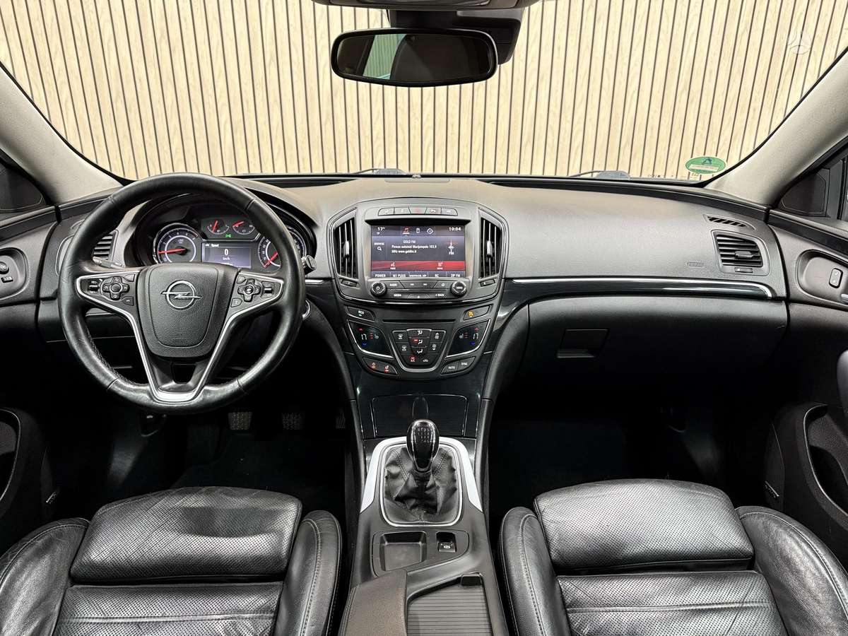 Opel Insignia 2015 — photo 20